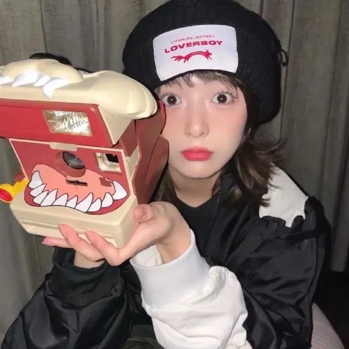 空中荡女
